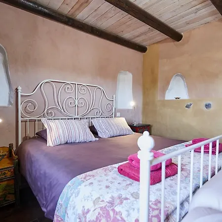 Дом отдыха Hubara Retreat Чарко-дель-Пало